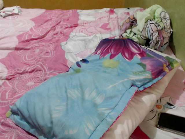 mia-naughty live cam