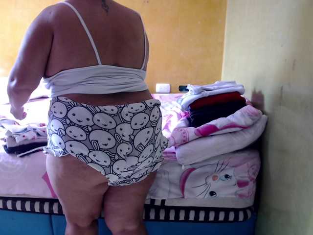 mia-naughty
