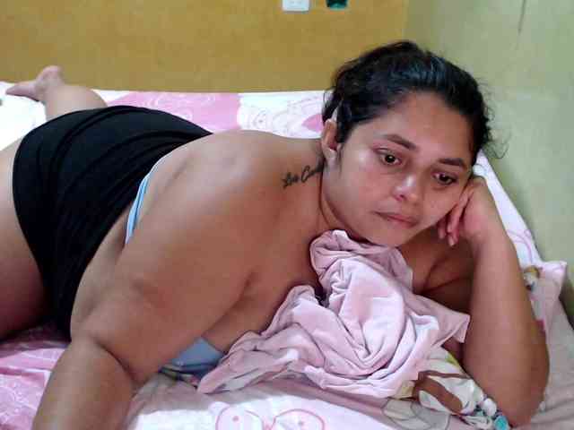 mia-naughty webcam