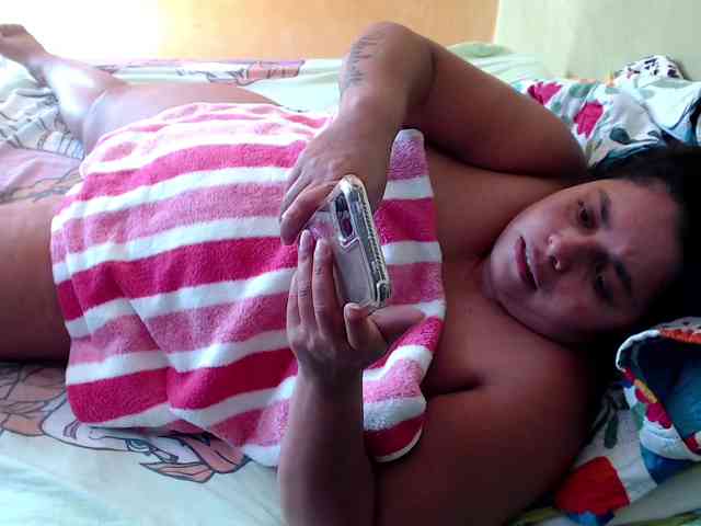 mia-naughty webcam