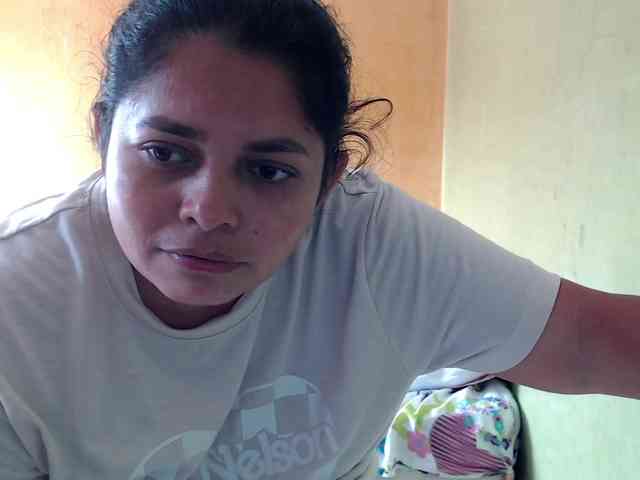 mia-naughty webcam