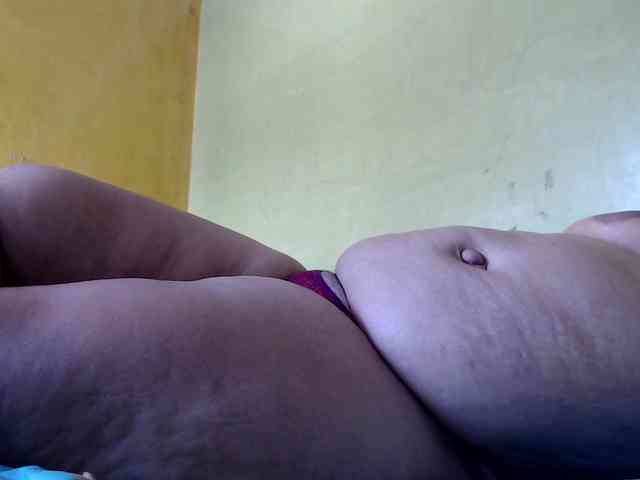 mia-naughty webcam