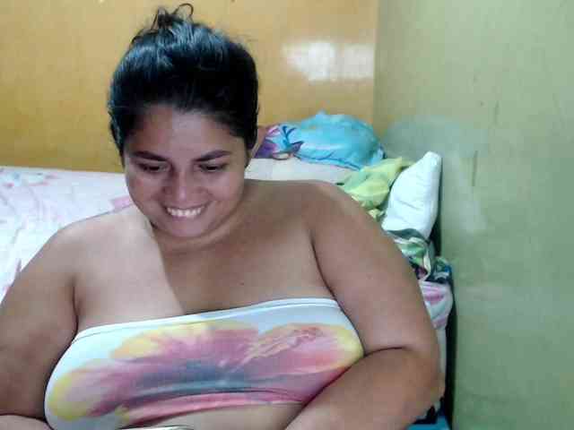 mia-naughty webcam