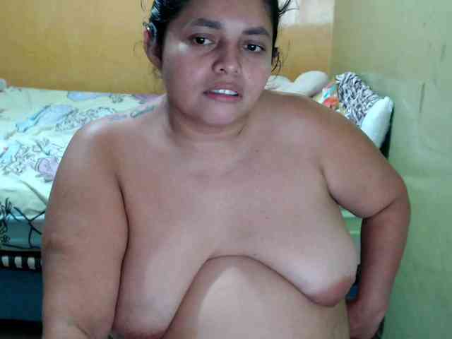 mia-naughty webcam
