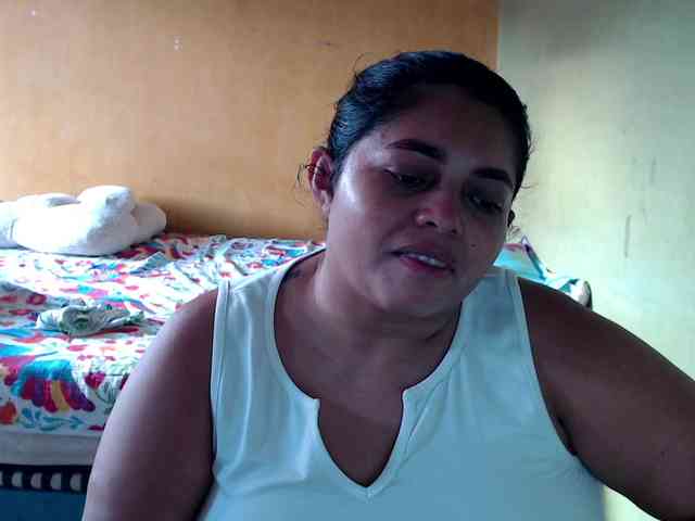 mia-naughty webcam
