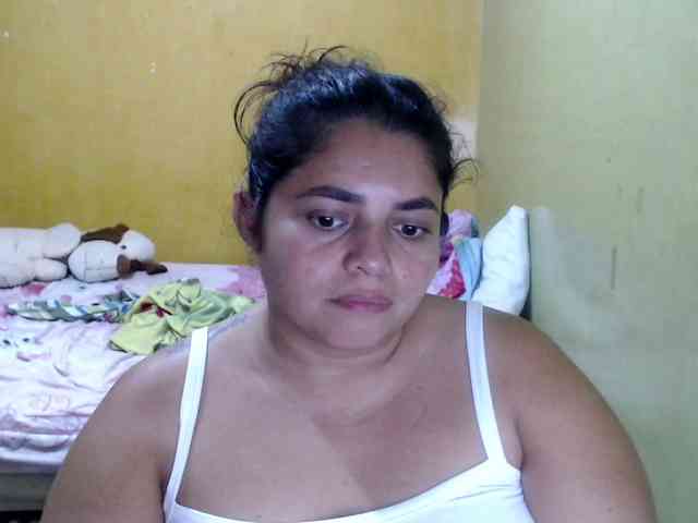 mia-naughty webcam
