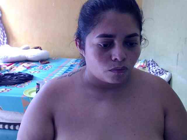 mia-naughty webcam