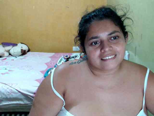 mia-naughty webcam