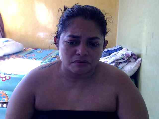 mia-naughty webcam