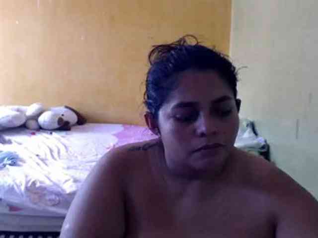mia-naughty webcam