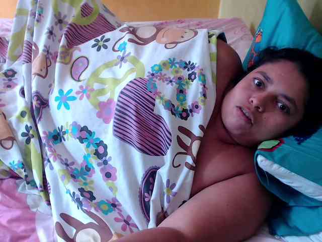 mia-naughty webcam