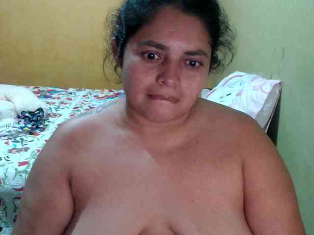 Model: mia-naughty
