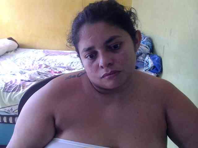 mia-naughty webcam