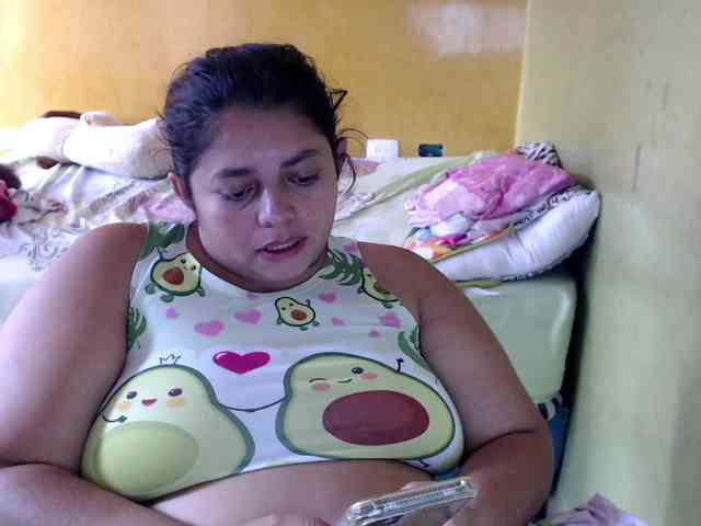 mia-naughty webcam