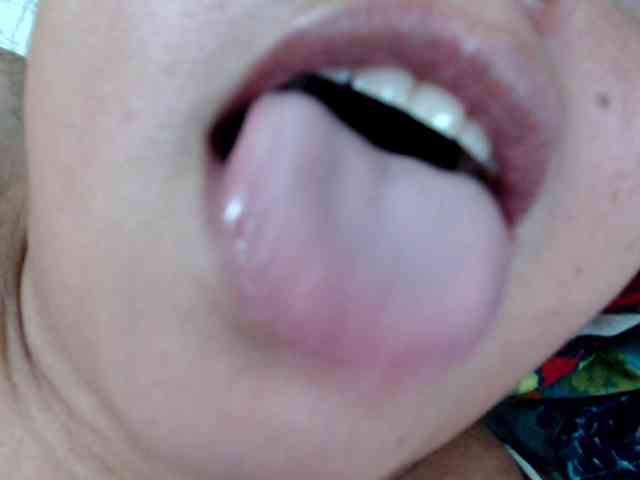 mia-naughty webcam