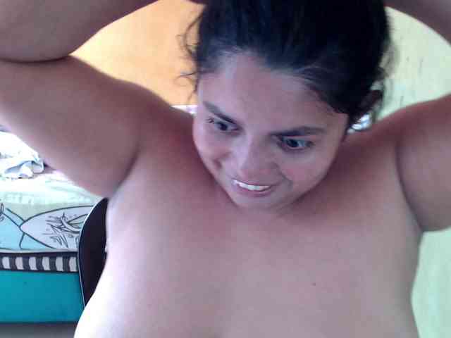 mia-naughty webcam