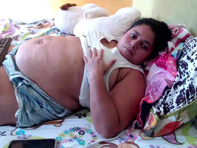 mia-naughty webcam