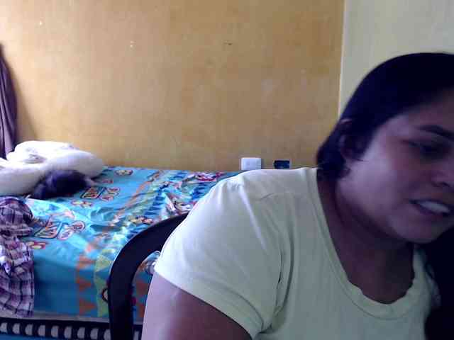 mia-naughty webcam