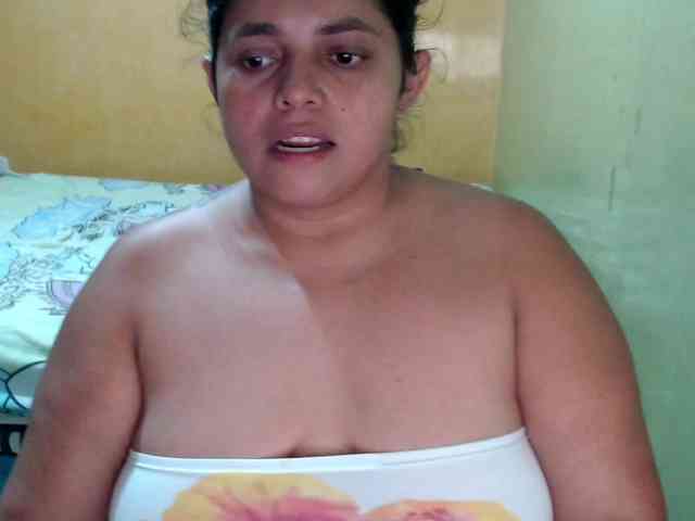 mia-naughty webcam