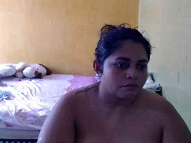 mia-naughty webcam