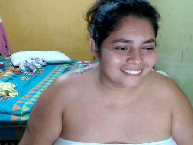 mia-naughty webcam