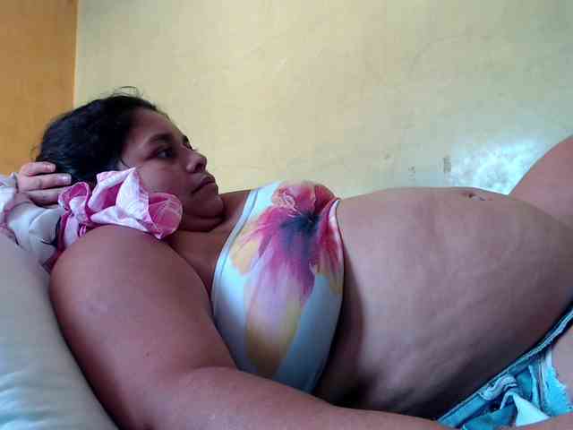 mia-naughty webcam