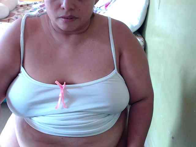 Modelo: mia-naughty
