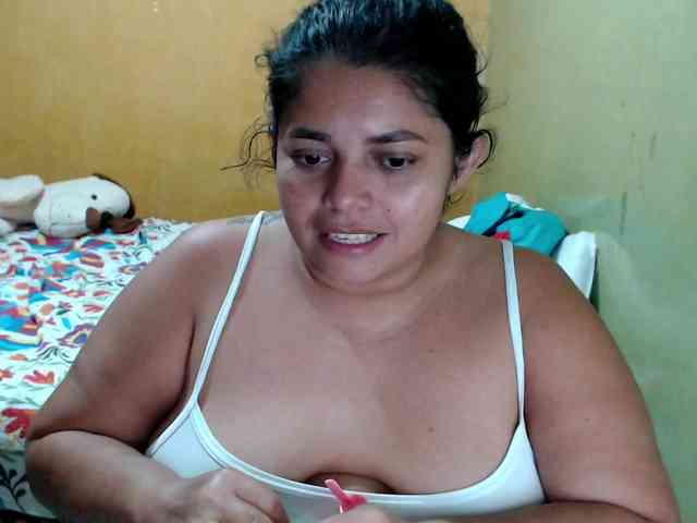 mia-naughty webcam