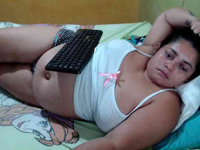 mia-naughty webcam