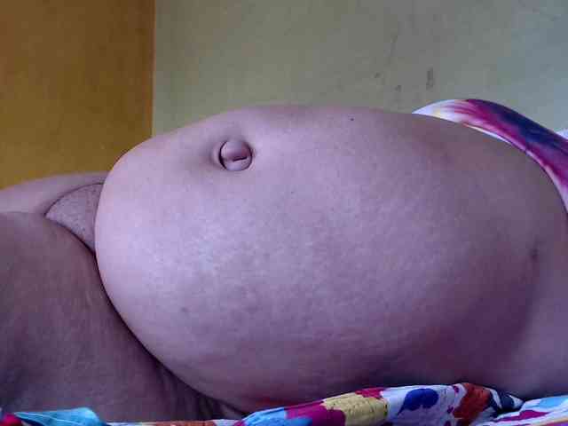 mia-naughty webcam