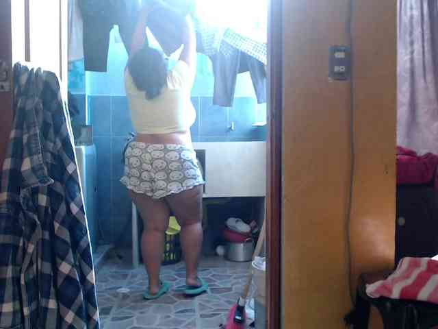 mia-naughty webcam