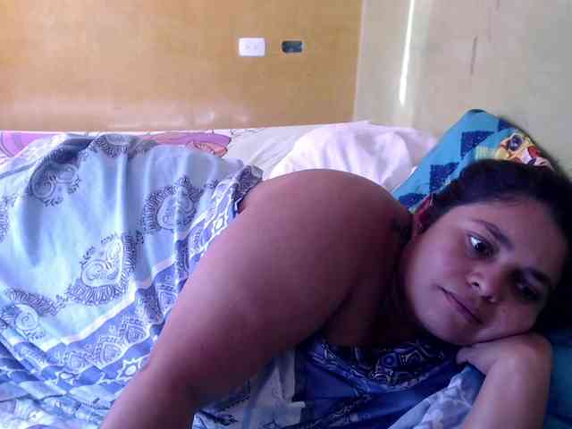mia-naughty webcam
