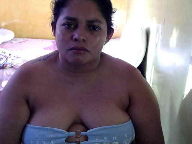 Modelo: mia-naughty