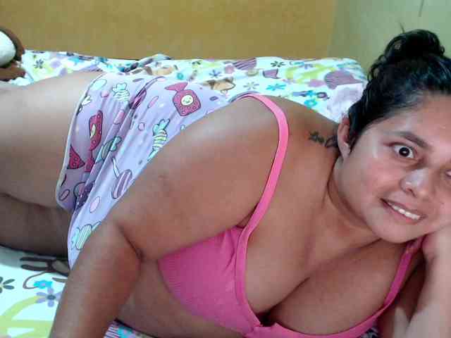 mia-naughty webcam