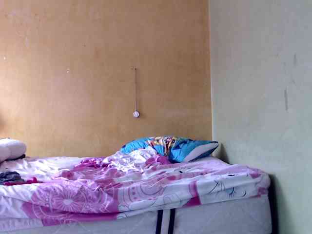 mia-naughty webcam