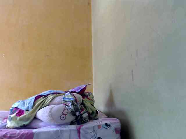 mia-naughty webcam