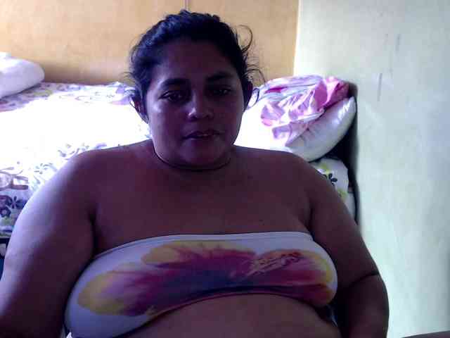 mia-naughty webcam