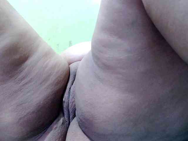 mia-naughty webcam