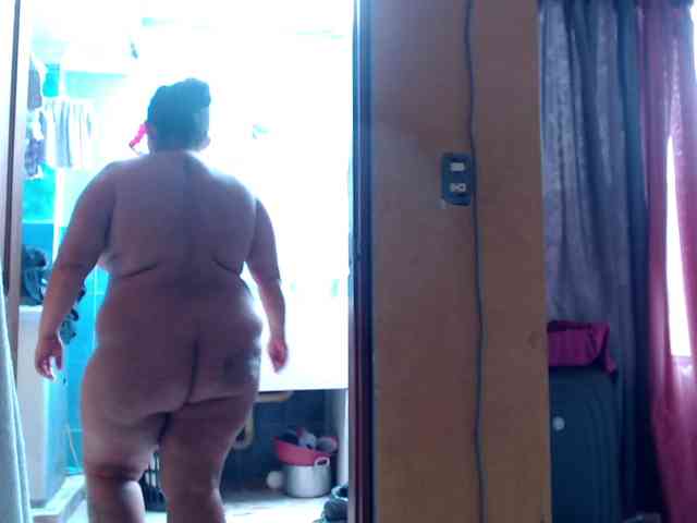 mia-naughty webcam