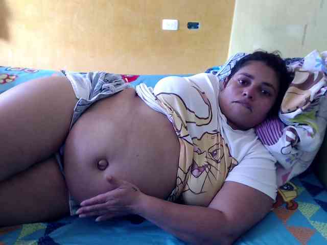 mia-naughty webcam