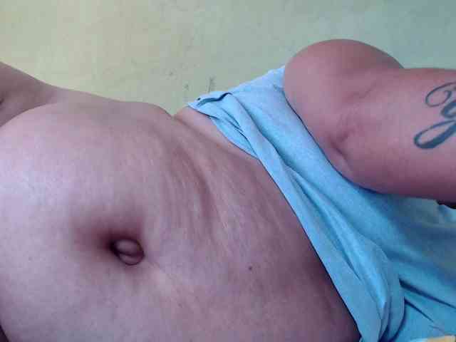 mia-naughty webcam