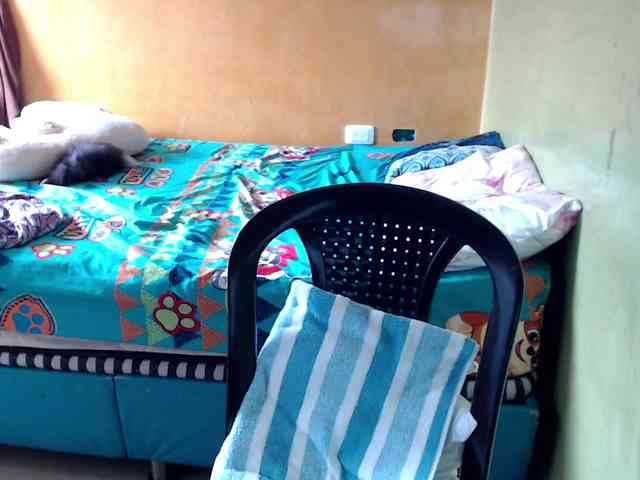 mia-naughty webcam