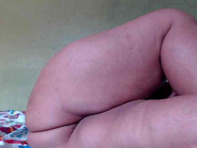 mia-naughty webcam