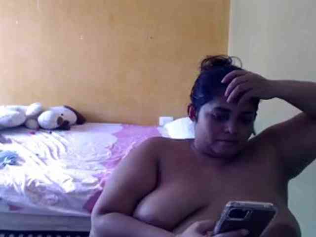 mia-naughty webcam