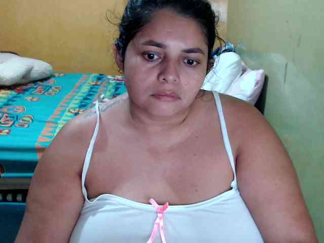 mia-naughty webcam