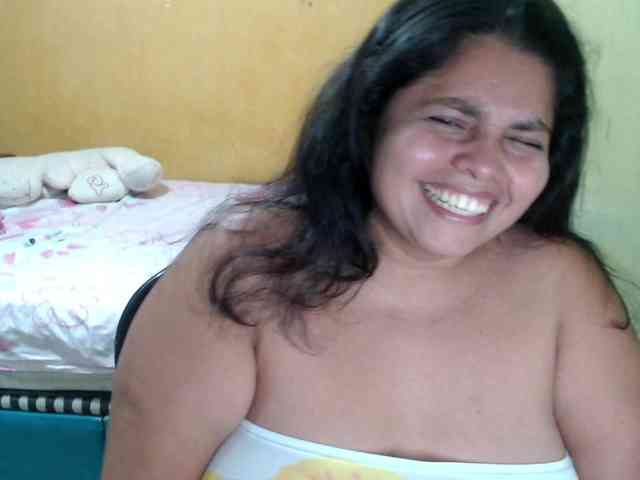 mia-naughty webcam