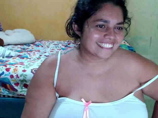 mia-naughty webcam