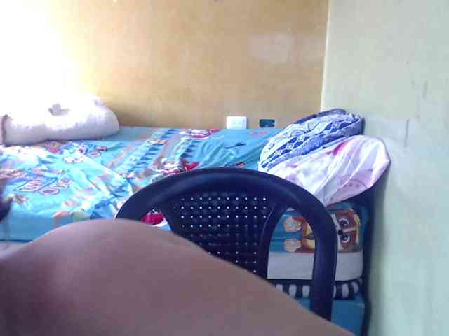 mia-naughty webcam