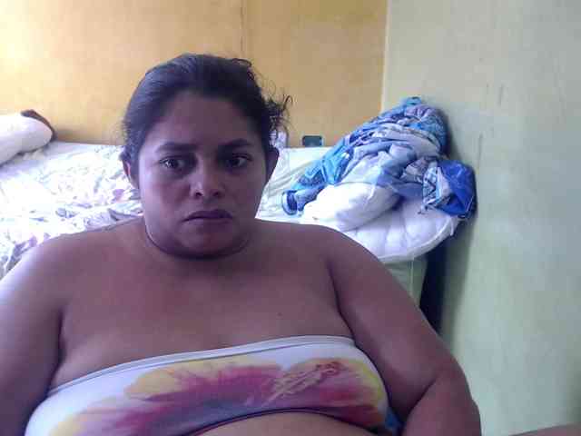 mia-naughty webcam