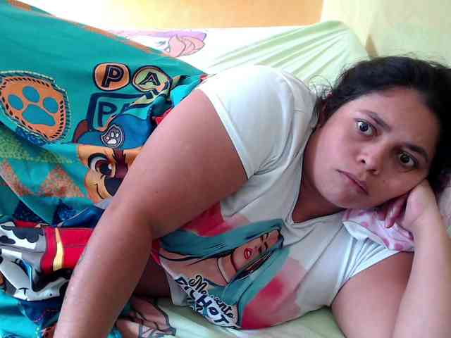 mia-naughty webcam